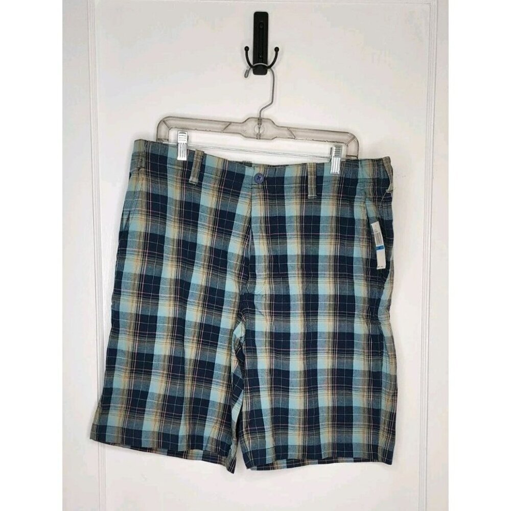 Izod Shorts Mens Flat Front 100% Cotton Blue Pink Beige Plaid Size 36 NWT